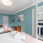 Troysgate House 3*