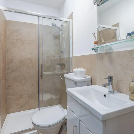 Troysgate House Hotel