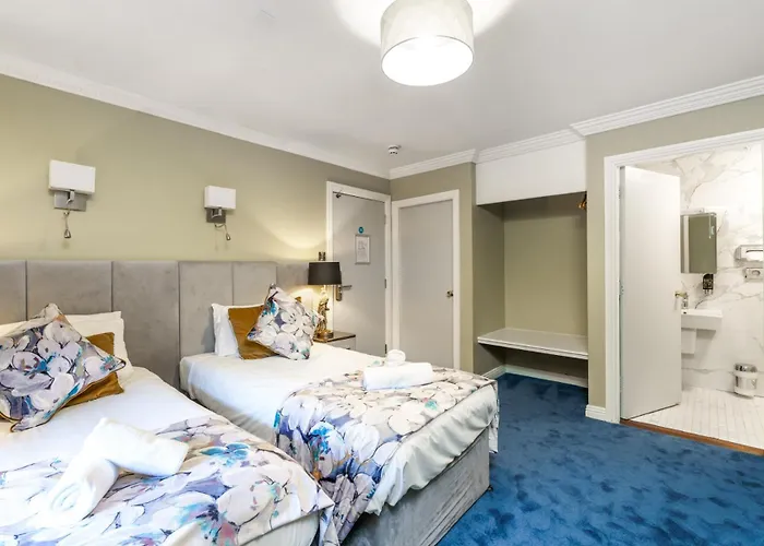 Troysgate House Hotel 3*